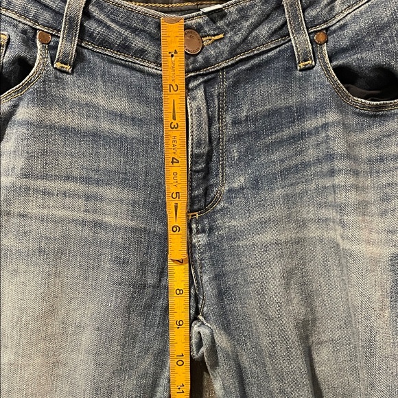 PAIGE jimmy jimmy skinny jeans. Women's Light Blue Straight Leg distressed Jeans - Picture 12 of 13